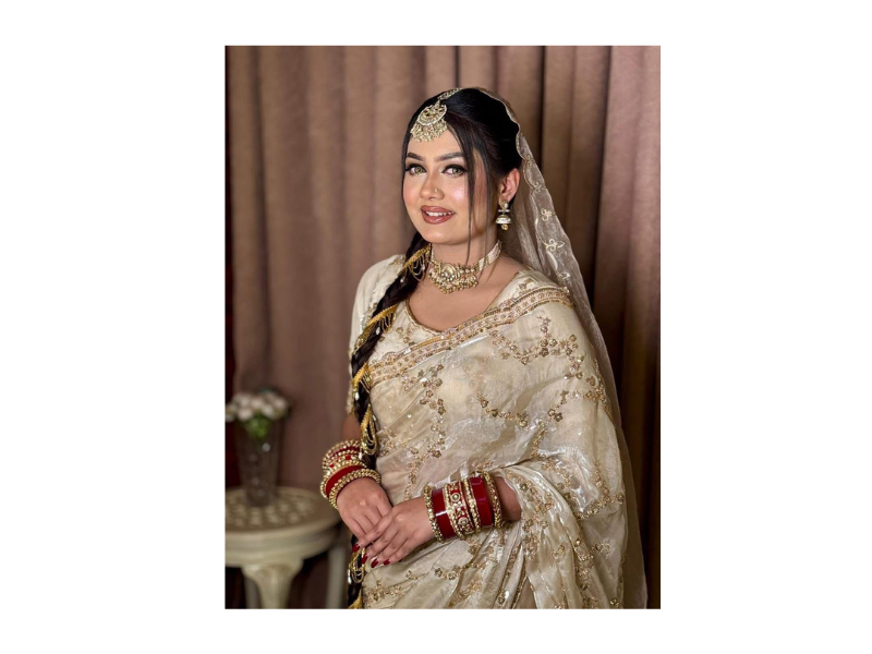 Indian Georgette Sharee with Blouse Piece - Image 4