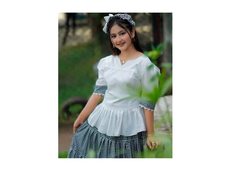 Premium Stylish Skirt Set - Image 3